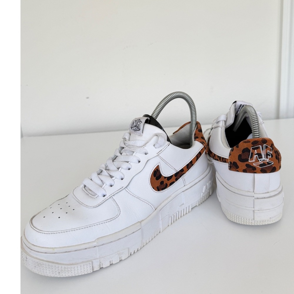 Nike Air Force 1 Pixel Leopard White Sneakers DH9632-101 Low Top Sz 8.5 Baddie - Picture 3 of 16